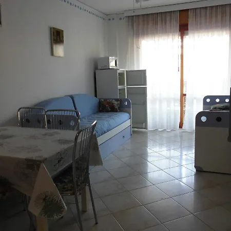 Lovely Flat With Sunny Terrace Porto Santa Margherita di Caorle